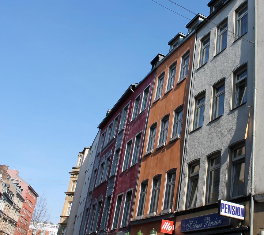 Koelner Pension Exterior foto